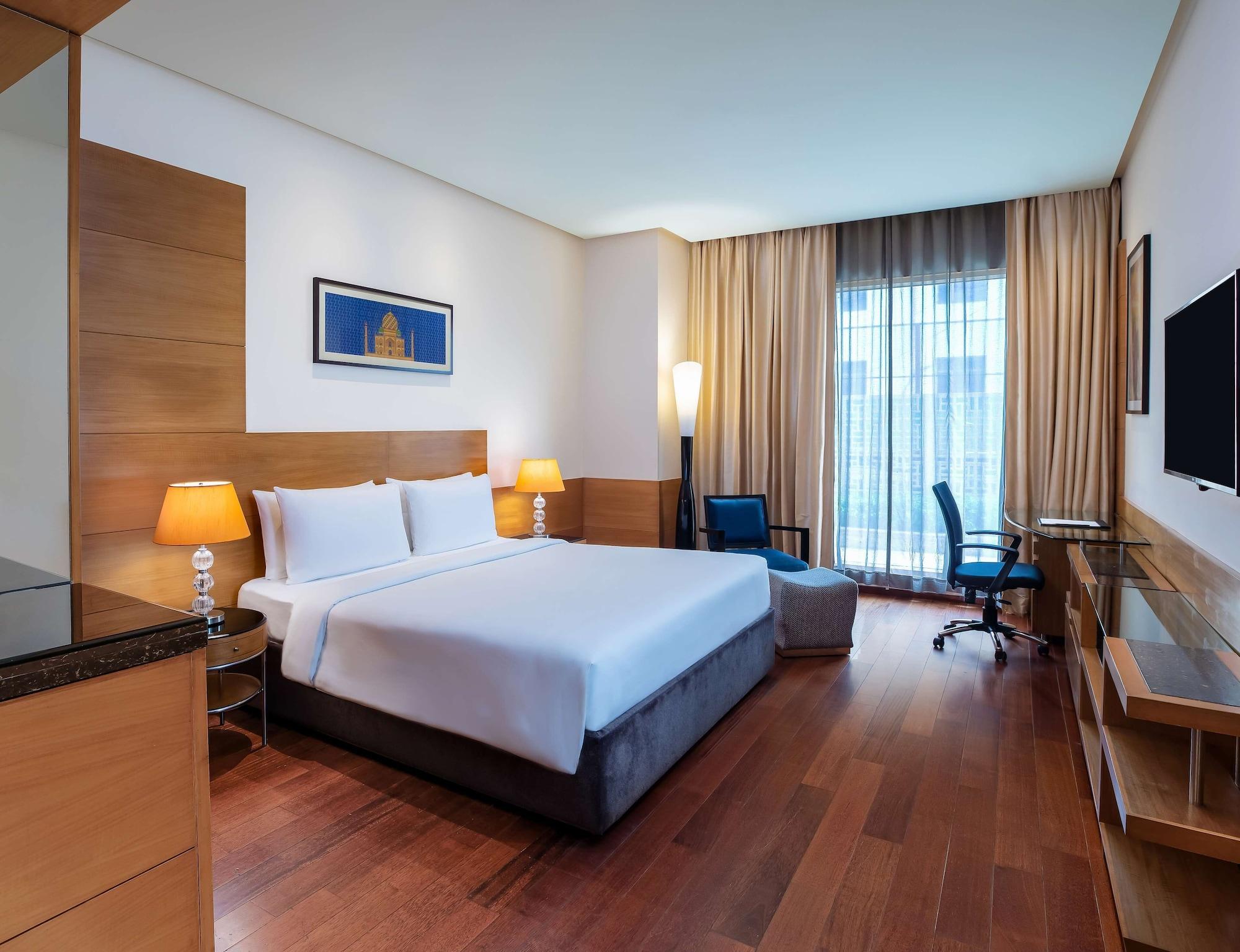 Radisson Blu Marina Connaught Place Hotel