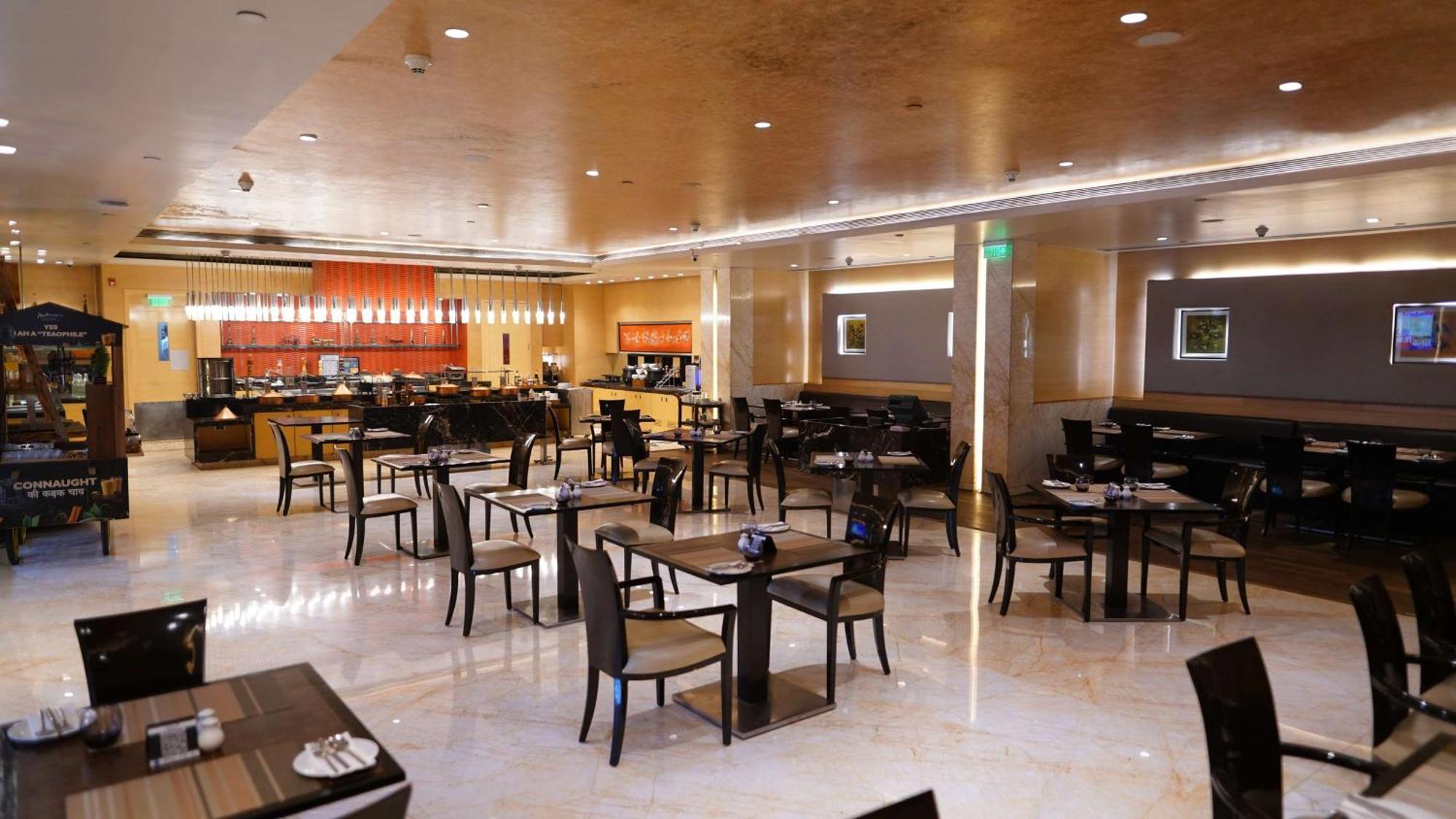 Radisson Blu Marina Connaught Place 4* New Delhi