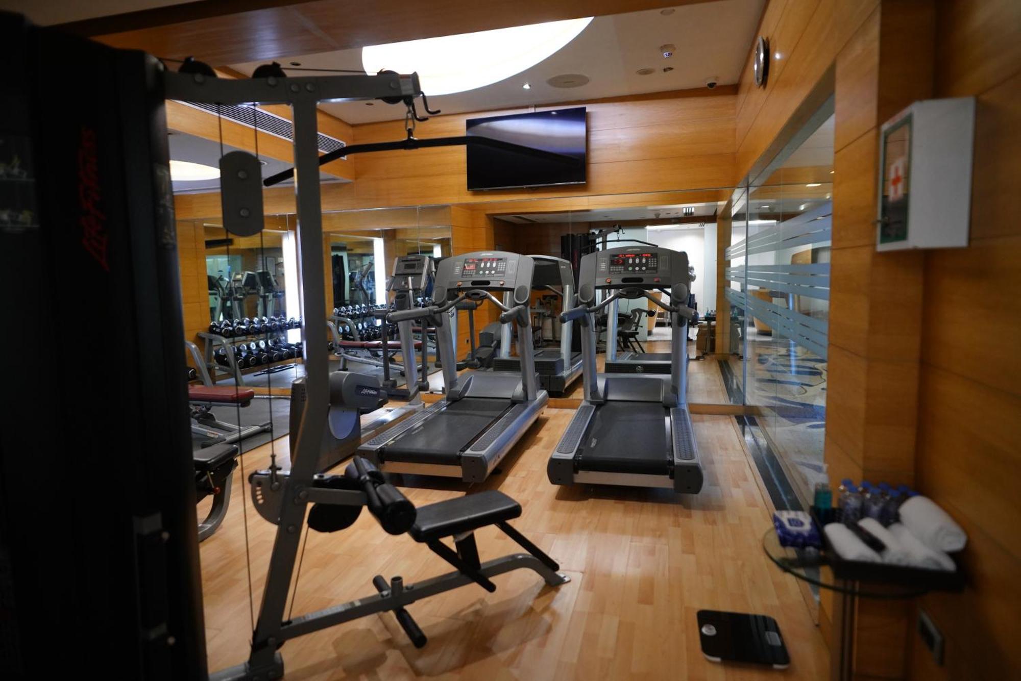 Radisson Blu Marina Connaught Place Hotel 4*