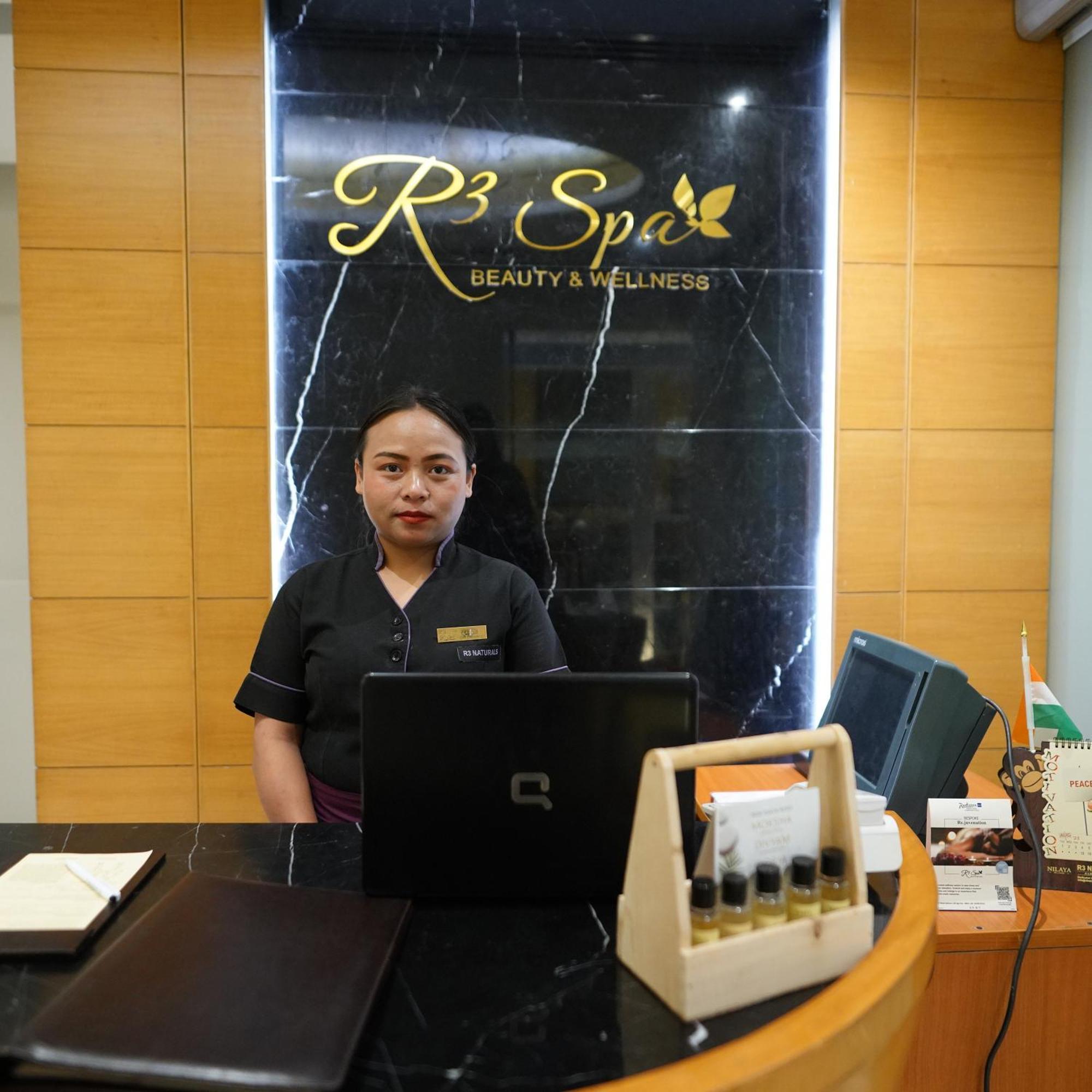 Radisson Blu Marina Connaught Place 4*
