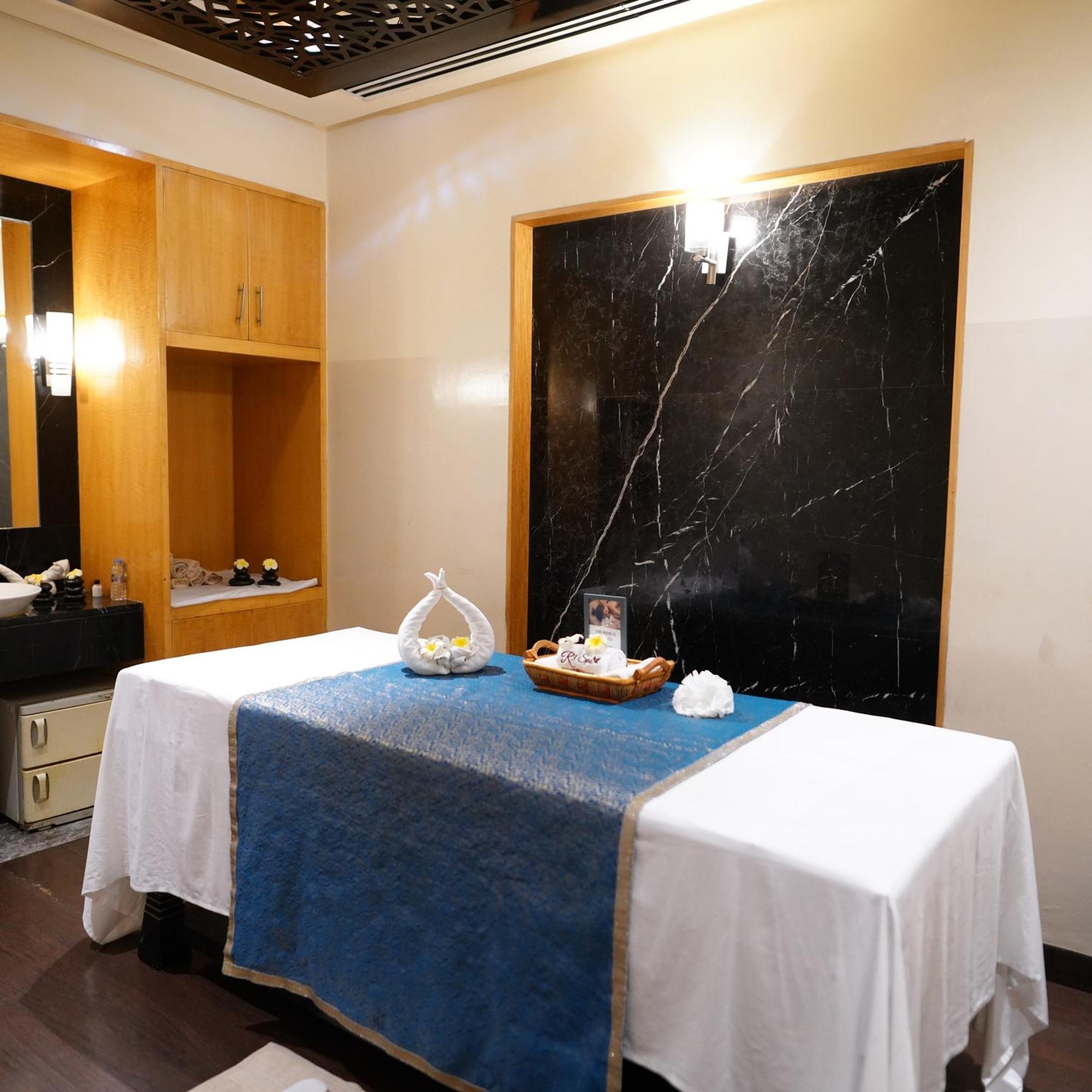 Radisson Blu Marina Connaught Place New Delhi