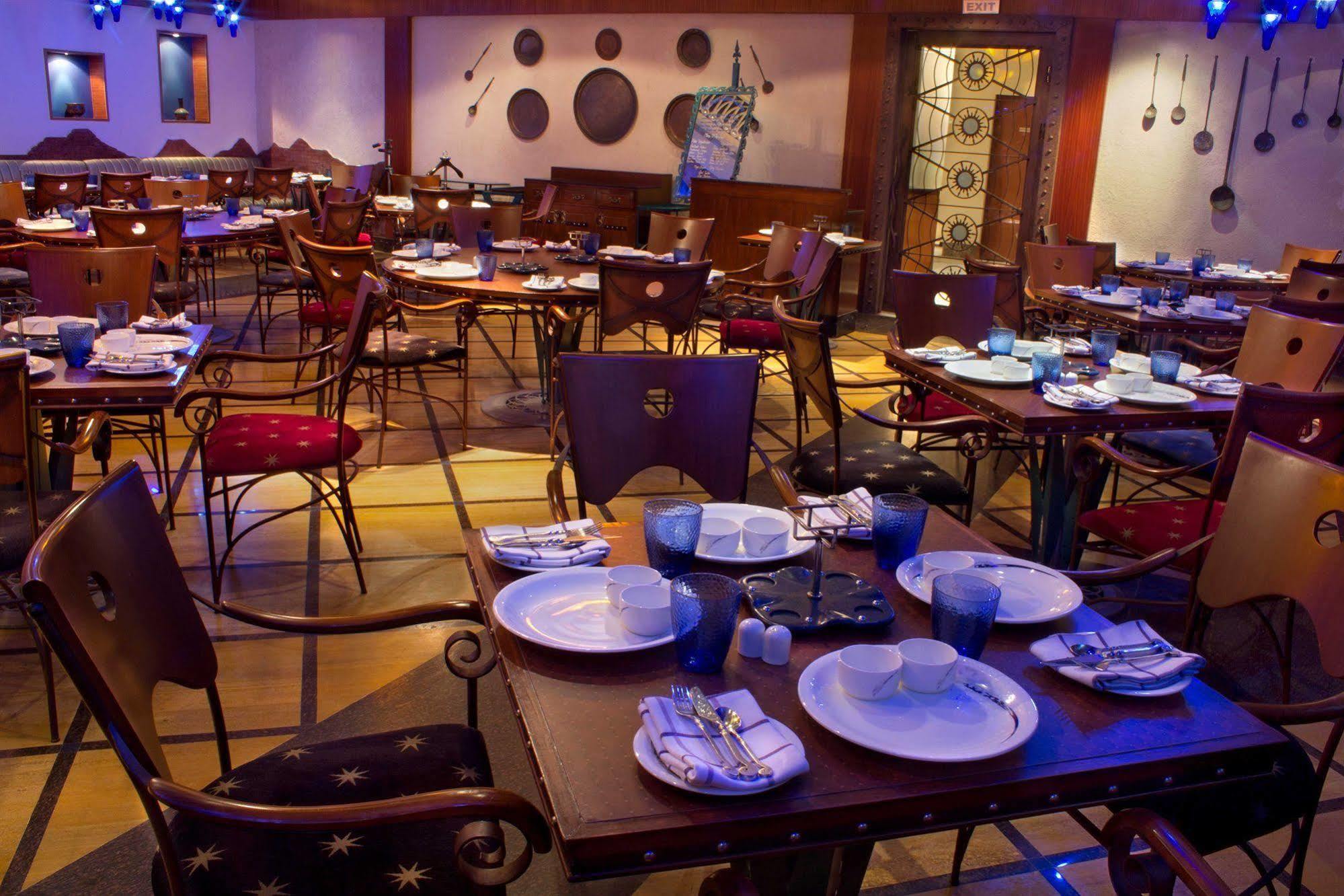 Radisson Blu Marina Connaught Place Hotel